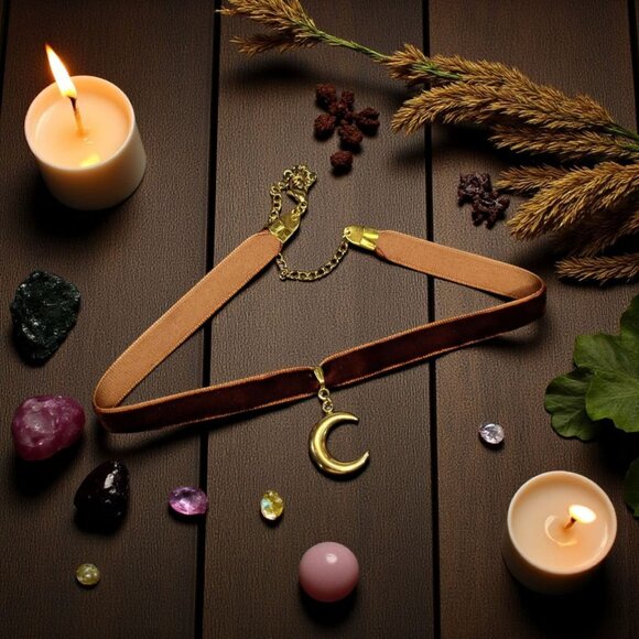 Brown Velvet Moon Choker Necklace Gold Crescent Pendant Celestial Boho Jewelry - Picture 4 of 5
